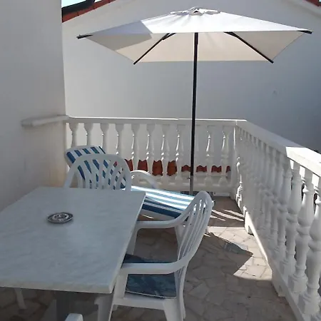 Apartments And Rooms Lanca-3