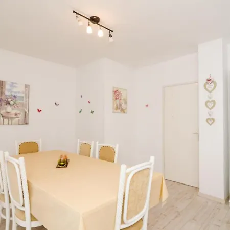 Ivo Guest House-3