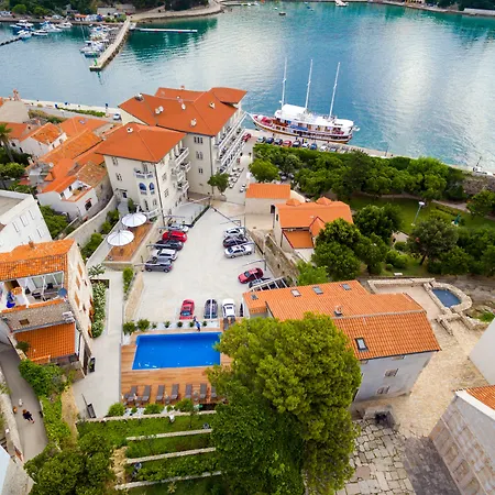Arbiana Heritage Hotel-3