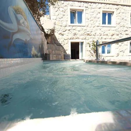 Hotel Villa Dvor (Adults Only)-3
