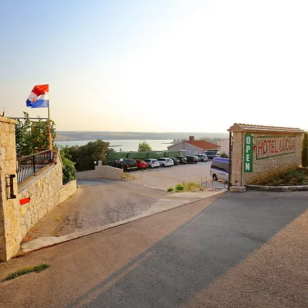 Hotel Lucija-3