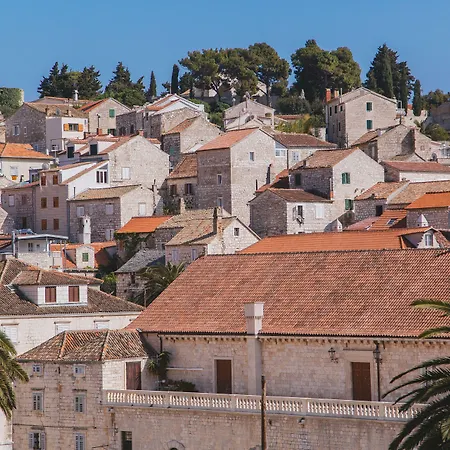 Park Hvar-2