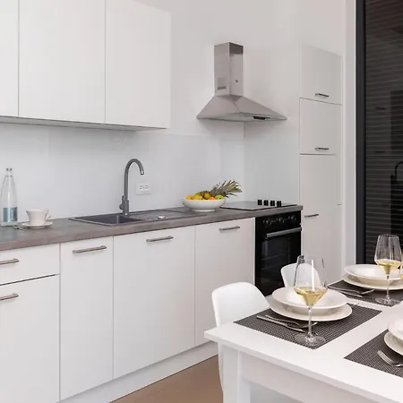 Marina Baotic Apartments-2