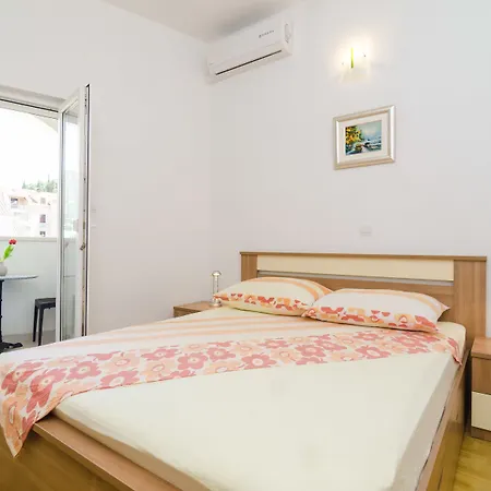 Rooms & Apartments Barisic-3