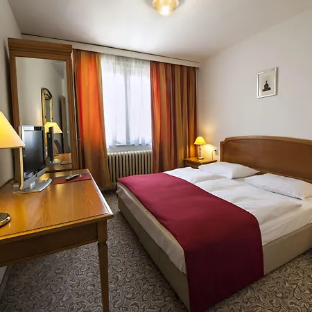 Hotel Zagreb-3