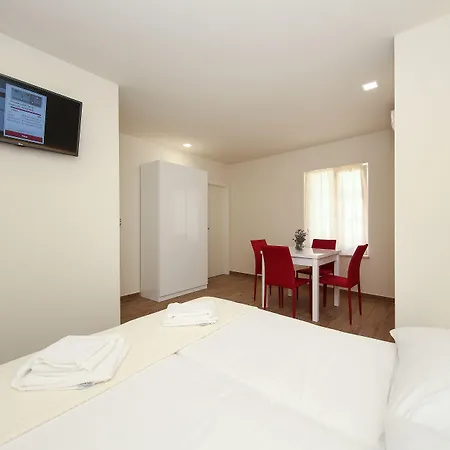 Idassa Atrium Rooms-2