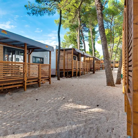 Croatia Camp Mobile Homes Vodice-2
