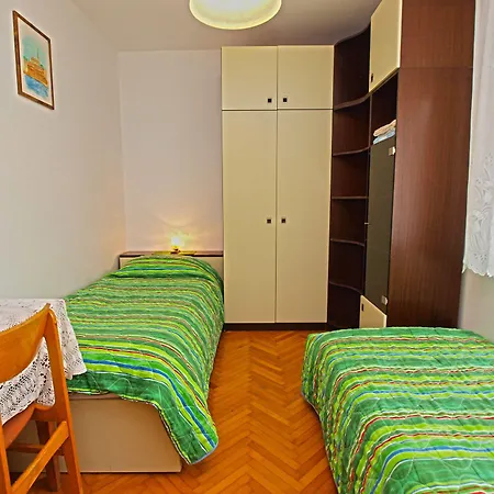 Rooms Milan 1370-2