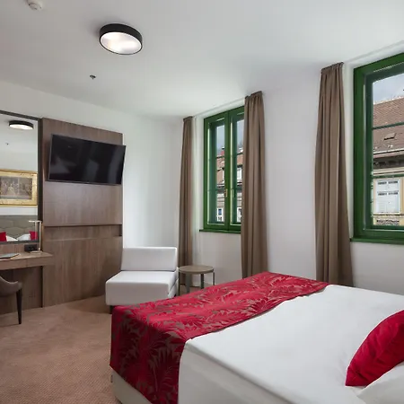 Hotel Park 45-3