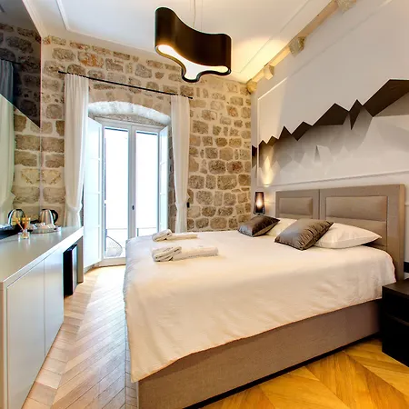 Boutique House Forty-Four-2