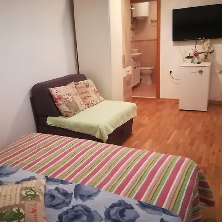 Inchy Accommodation-3