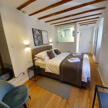 The Suites At Central Split-2
