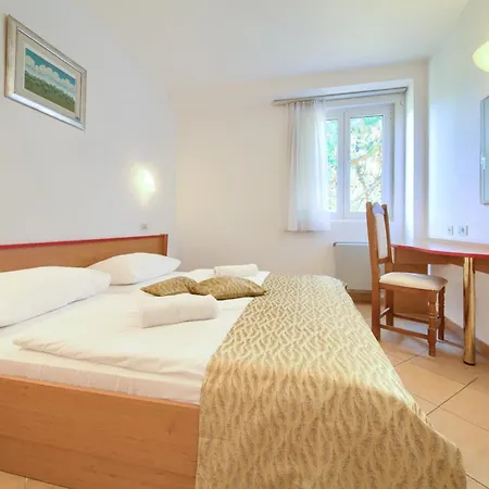 Villa Lovorka - Hotel Resort Drazica-3