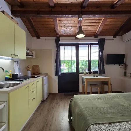 Apartments & Rooms Chiara-3