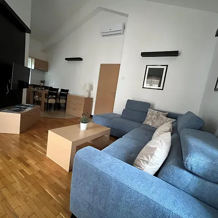 Apartment Aci Marina Cres-3
