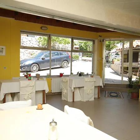 Apartments And Rooms With Parking Space Mali Losinj-3