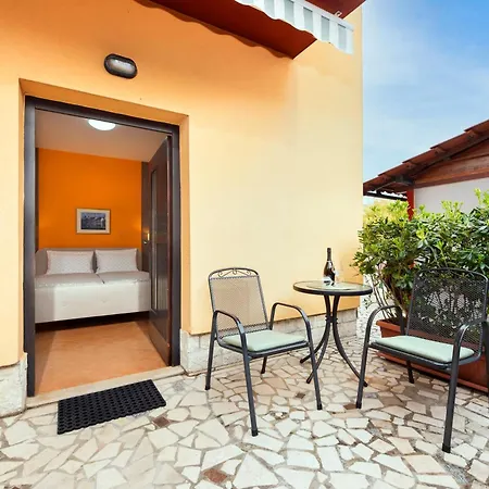 Apartments Erik B&B Adults Only-3
