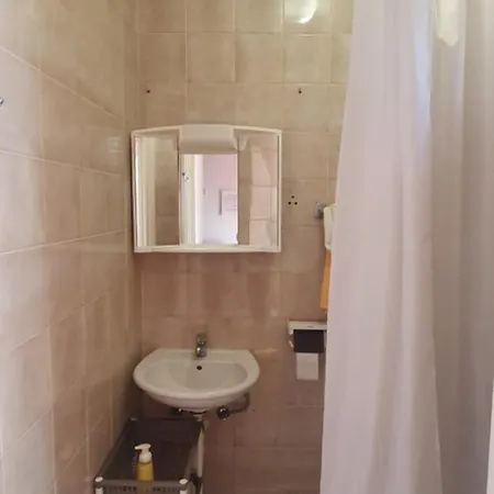 Guest House Ab Adria Home-3