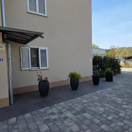 Rooms-Sobe Haus Magdalena Krk-2