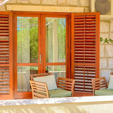 Madonna Guest House-2