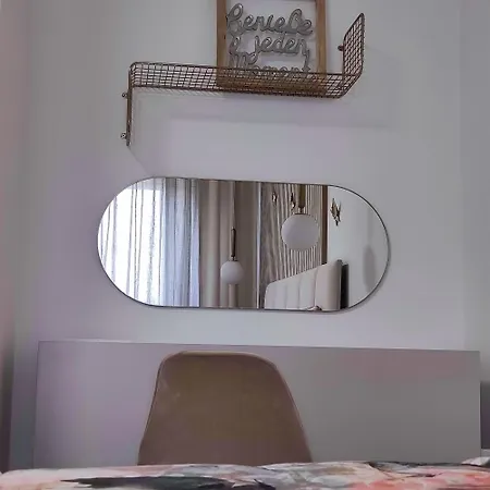Riviera Rooms And Apartments-3