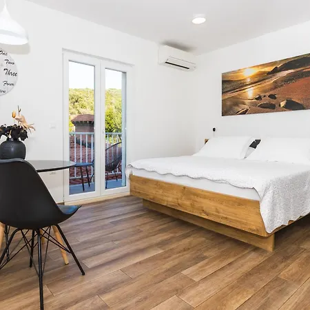 Marojica Apartments 2-2