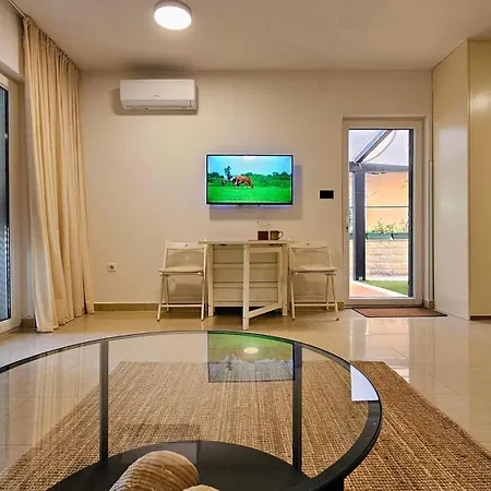 Maki Exclusive Apartments-3