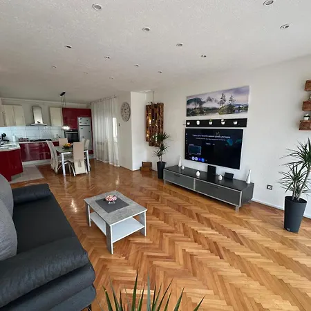 Dream House Ivana & Toni-2