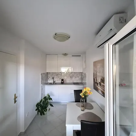 Apartments & Rooms Anita-3