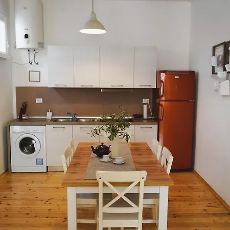 Tt Apartmani - Historic Center Pula-3