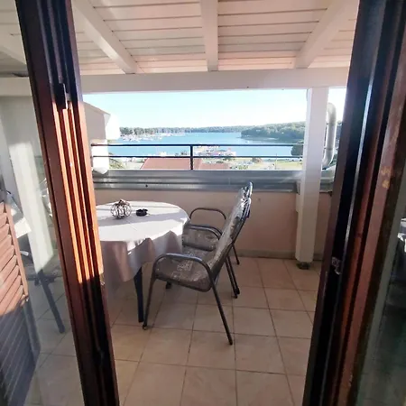 Apartments Palma Medulin B & B-3