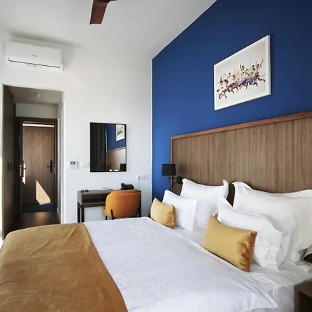 Hotel Sustipan-2