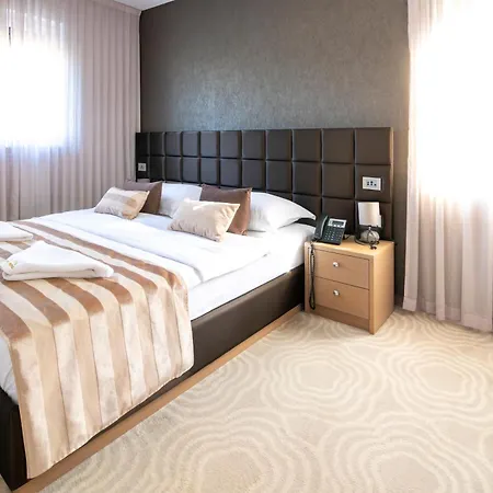 Royal Airport Hotel-3