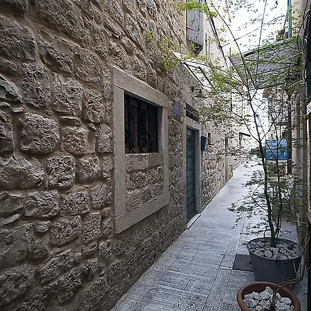 Rooms Livia-2