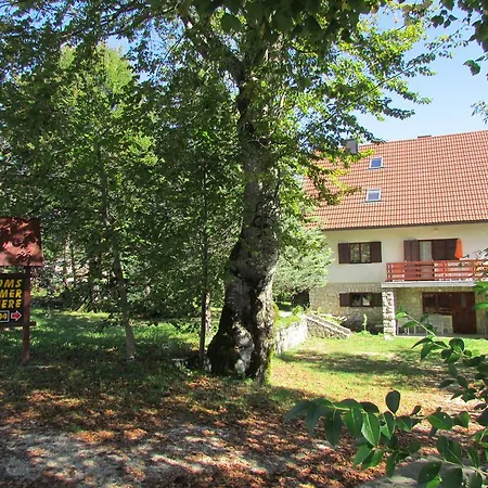 Guest House Nenad-3