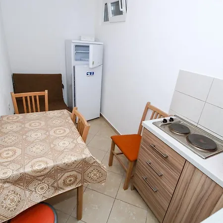Guest House Edi-3