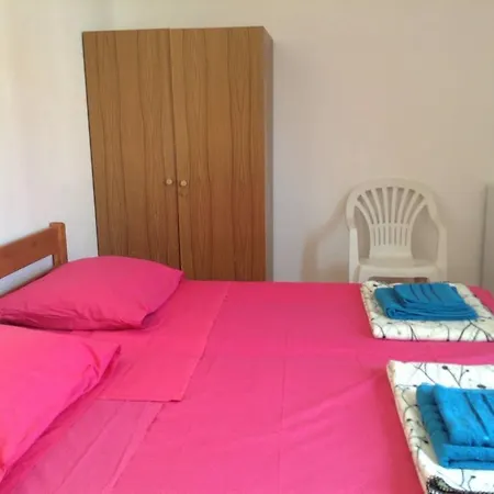 Guest House Perfect Location-2