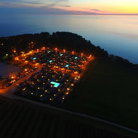Camping Adria Mobile Homes In Camping Kastanija-3
