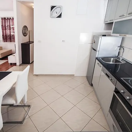 Žnjan Beach Apartments-2