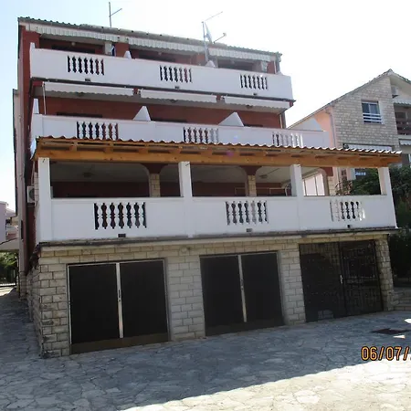 Guest House Romansa-3