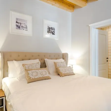 Heritage Suites Zanini-2