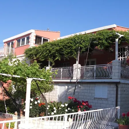 House Jelena-3