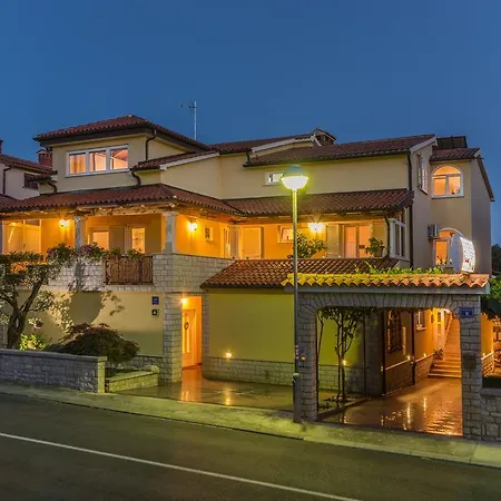 Guesthouse Casa Nova-2
