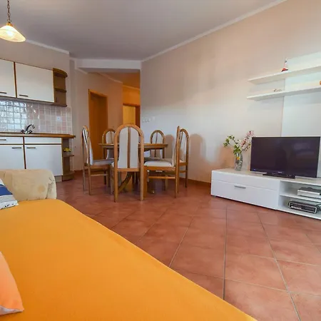 Apartments & Room Matic-2