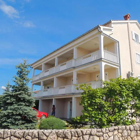 Apartments & Room Matic-3