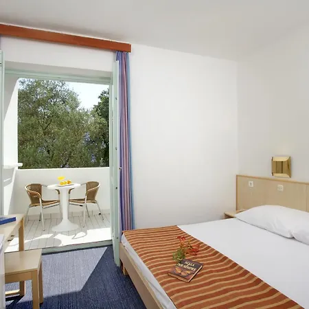 Marina Sunny Hotel By Valamar-2