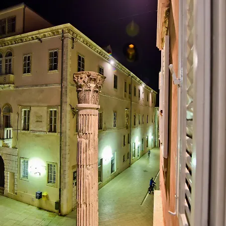 Luxury room Colonna 4*, center-3