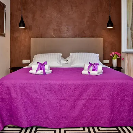 Luxury room Colonna 4*, center-2