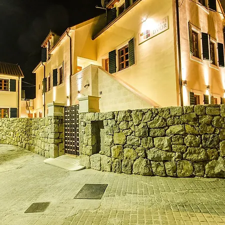 Hostel Dvor-3