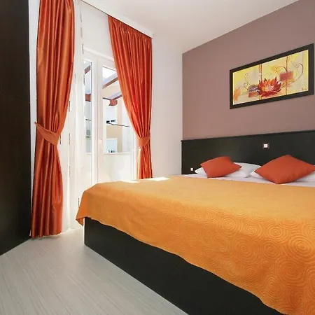 Apartments Elza-3